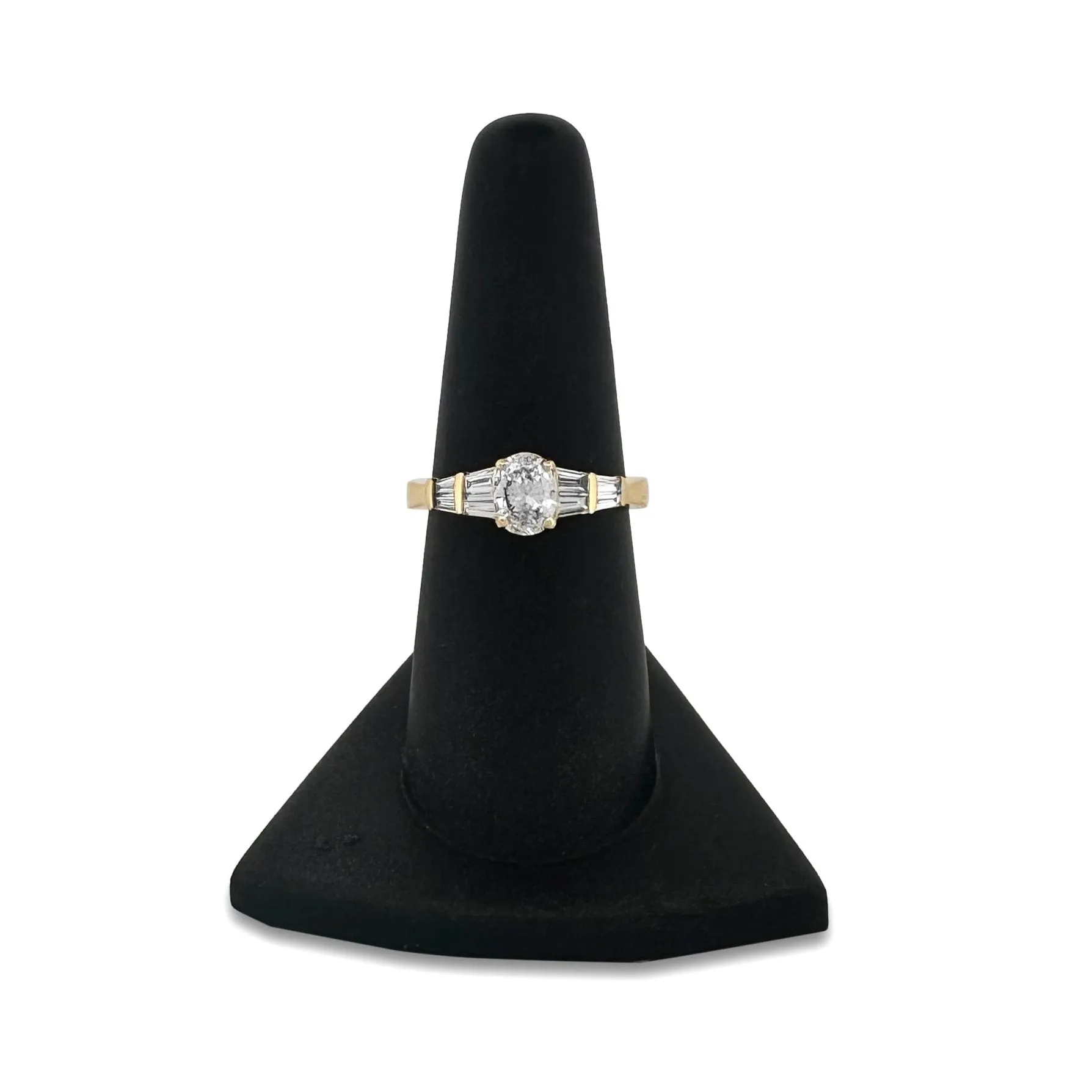 EGL Graded 0.80ctw Oval With Baguette Cut Natural Diamond Engagement Ring in 18K Yellow Gold