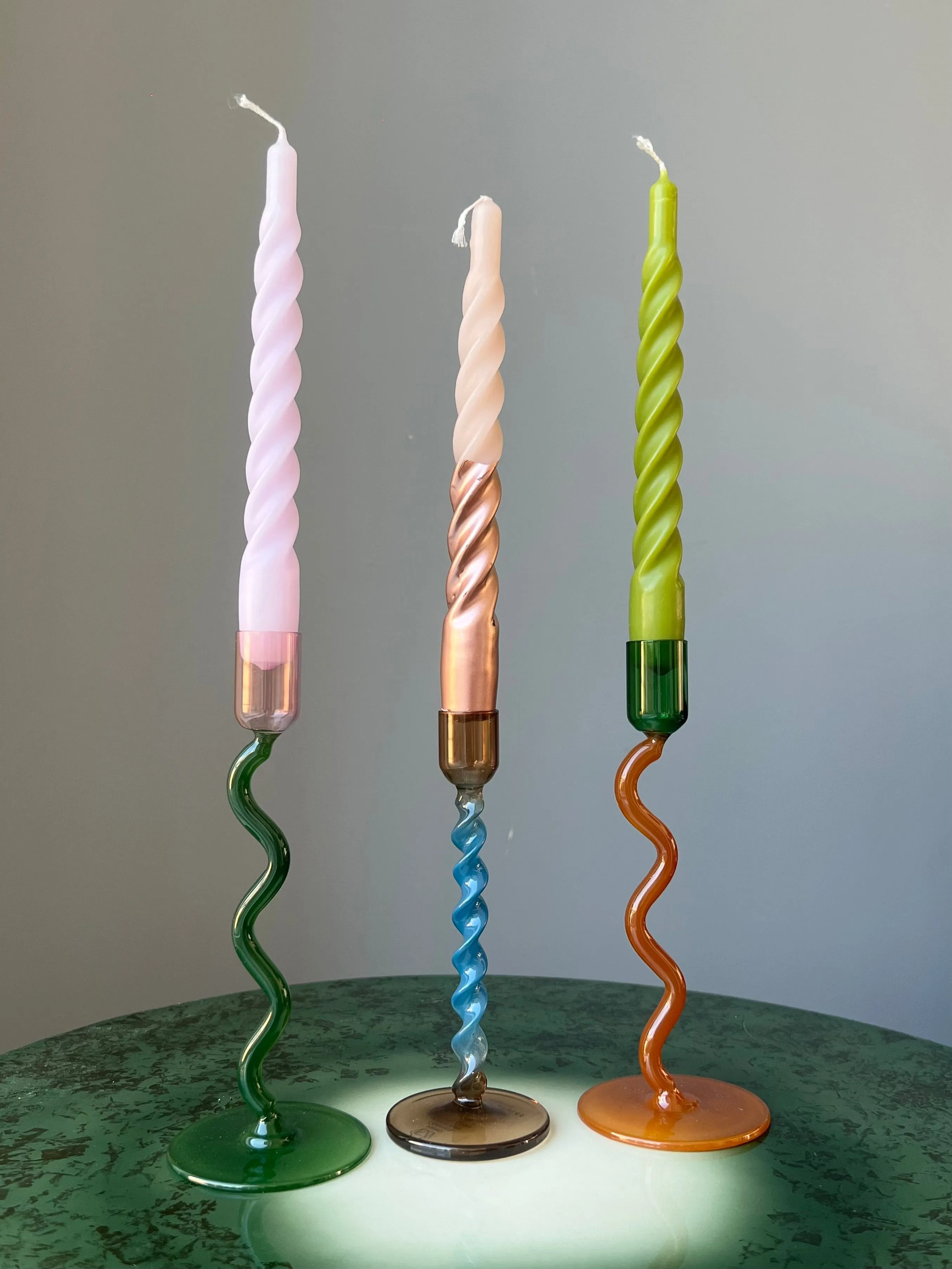 Lysestake glass - bølget lang - grønn/rosa