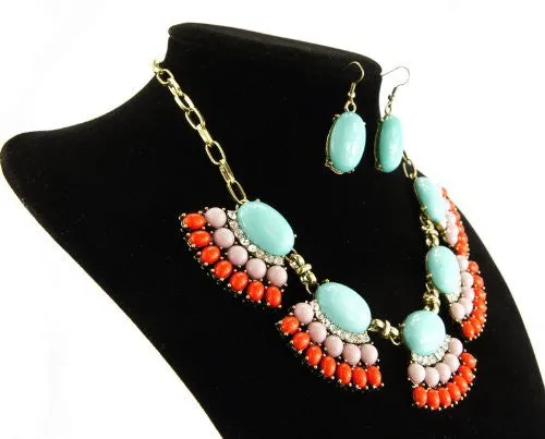 Set de Collar y Aretes en Tonos Turquesa y Coral