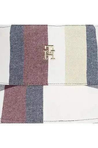 TH FEMININE BUCKET HAT CHECK
