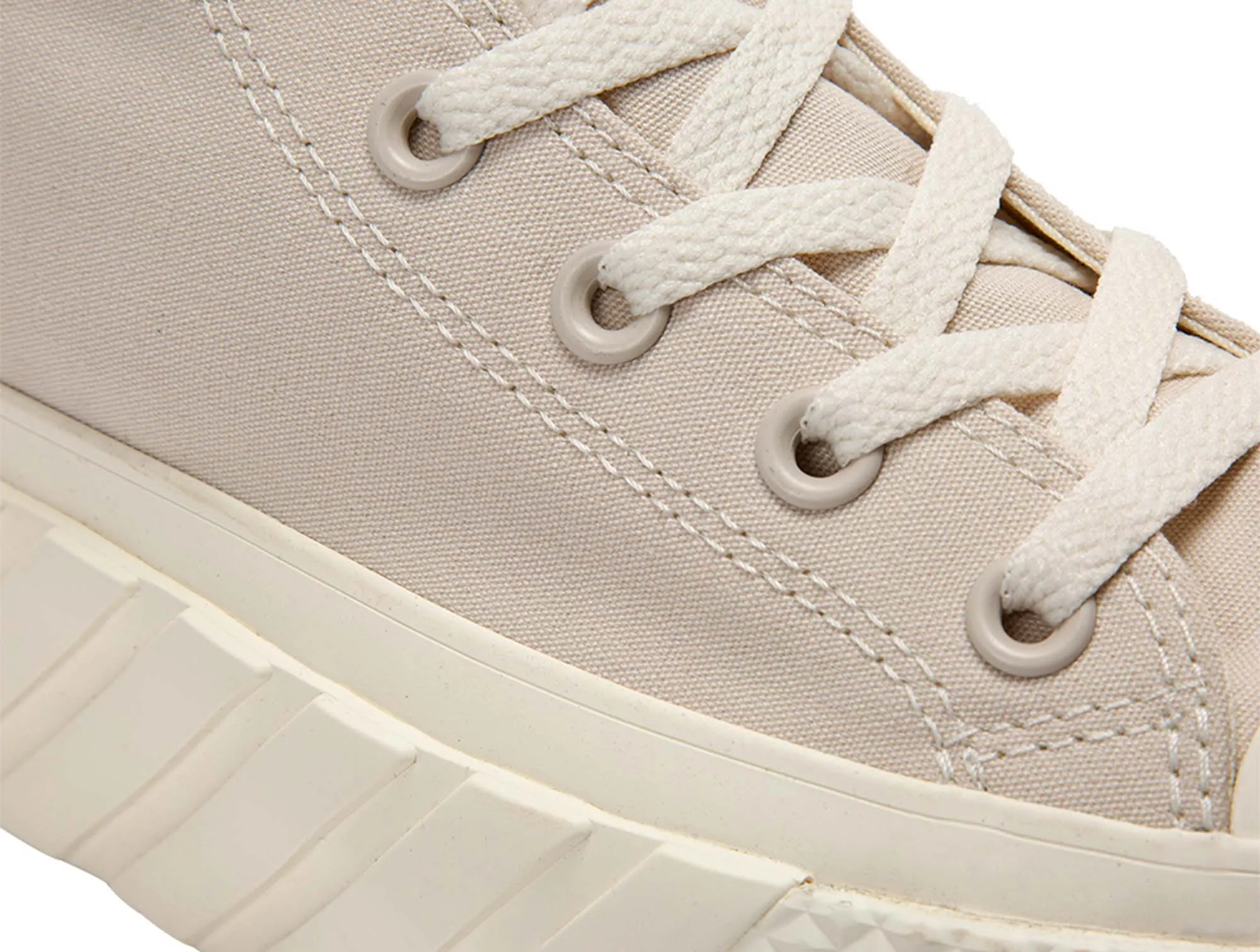 Zapatilla Converse Chuck Taylor Lift 2X Renew Mujer Beige